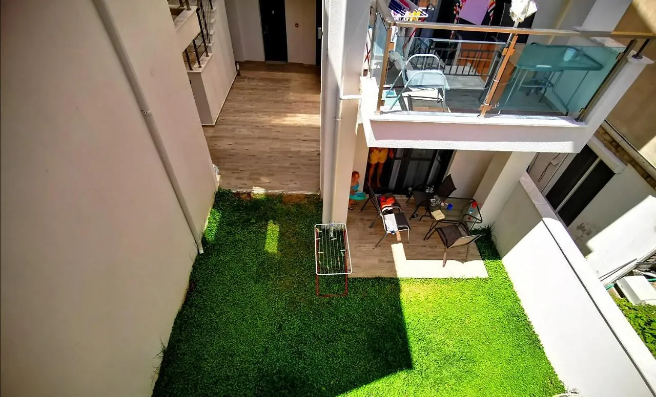 Sarti Holidays Apartman